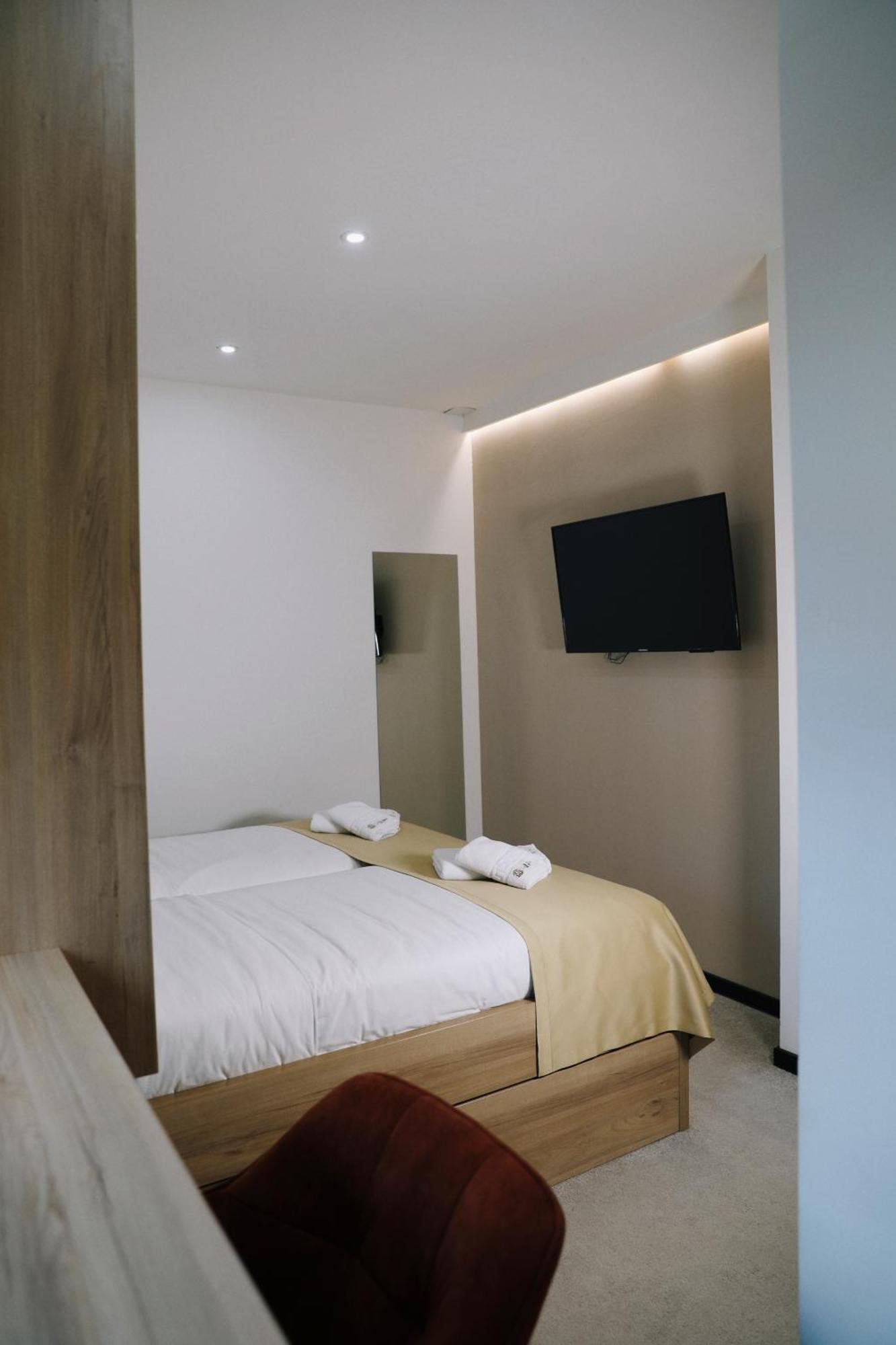 Sax-Win Hotel โปเชกา ห้อง รูปภาพ